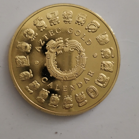 Aztec Calendar Gold Coin - Picture 3 of 3